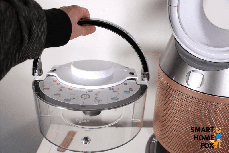 Der praktische Tragegriff vom Wasserbehälter des Dyson Purifier Humidify+Cool Formaldehyde PH04 Luftreiniger und Luftbefeuchter.